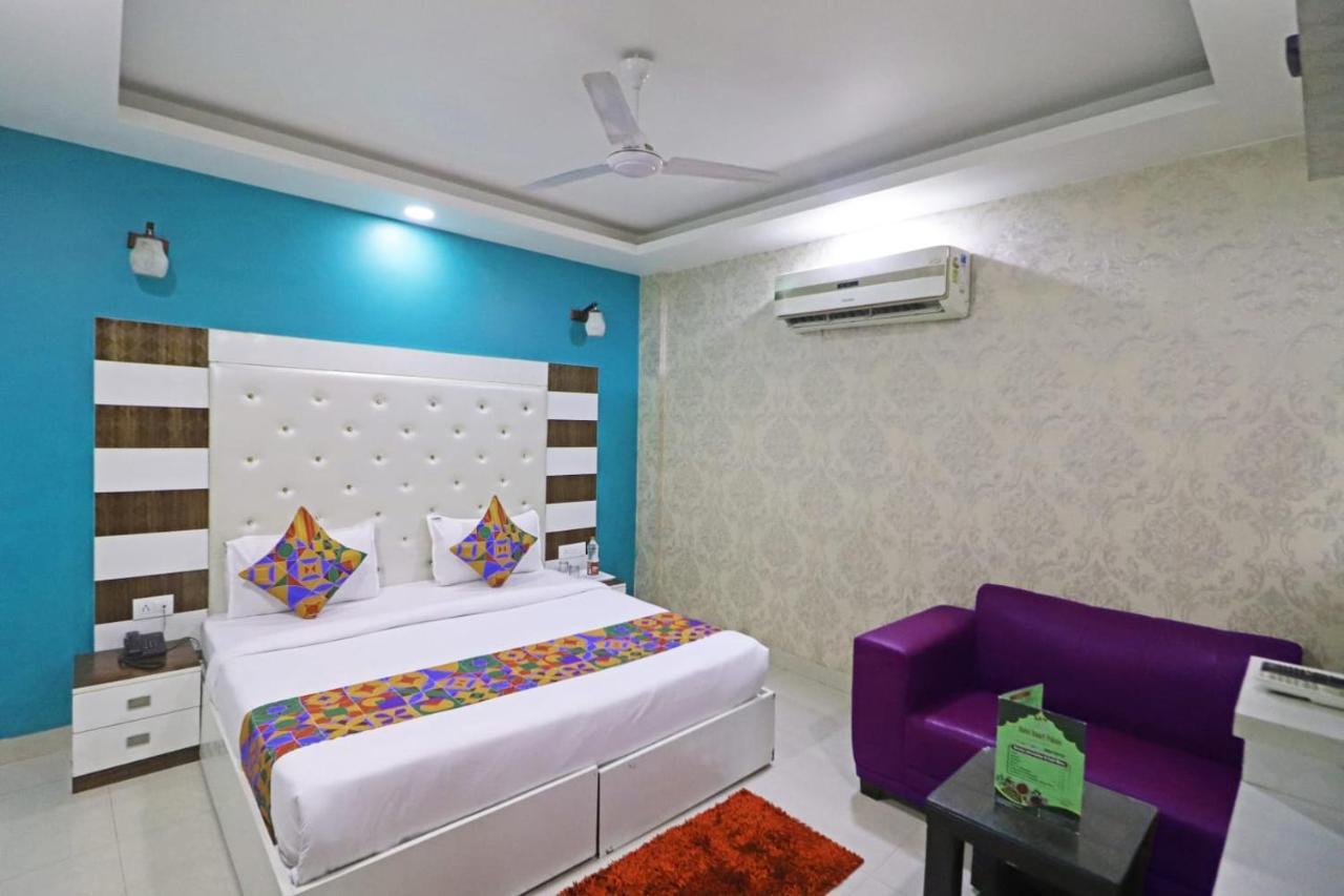 Hotel Star Inn Suite - Delhi Airport 뉴델리 외부 사진