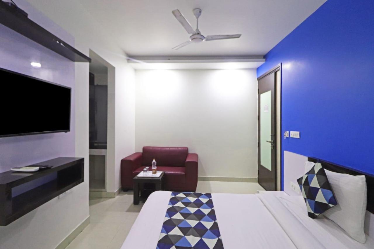 Hotel Star Inn Suite - Delhi Airport 뉴델리 외부 사진